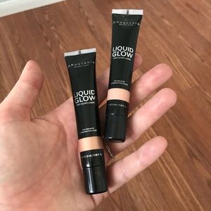 Anastasia Liquid Glow